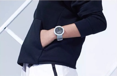 фото Умные часы Xiaomi Verge, белый
