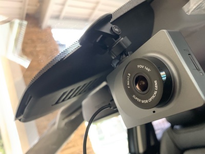 фото Видеорегистратор Yi Smart Dash Camera