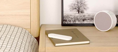 фото Пульт управления для потолочной лампы Xiaomi Yeelight Smart LED Ceiling Lamp (белый)