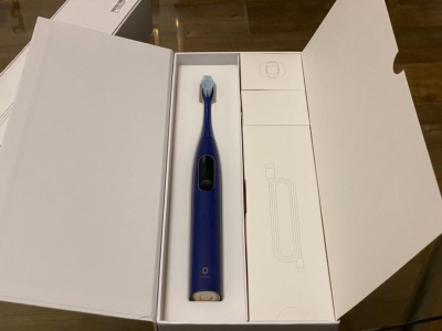 фото Электрическая зубная щётка Oclean X Pro Blue