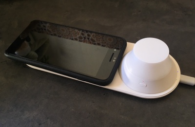 фото Беспроводное зарядное устройство с ночником Xiaomi Yeelight (15W)