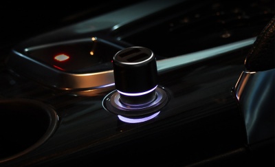 фото Автомобильное зарядное устройство Xiaomi Car Charger 18W 2xUSB