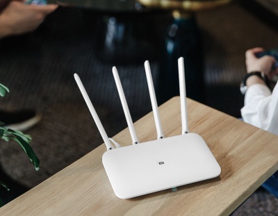 фото WI-FI роутер Xiaomi Mi Router 4