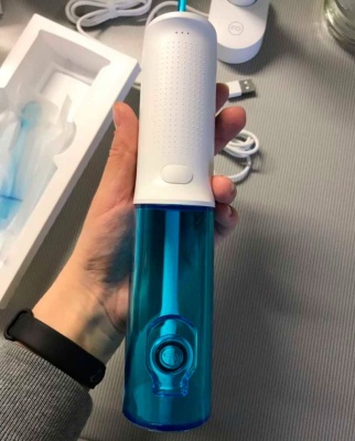 фото Портативный Ирригатор Xiaomi Dr Bei Portable Water Flosser Серебристый (GF3)
