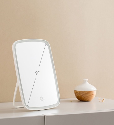 фото Зеркало для макияжа Xiaomi Led Lighted Makeup Mirror с подсветкой и аккумулятором NV026